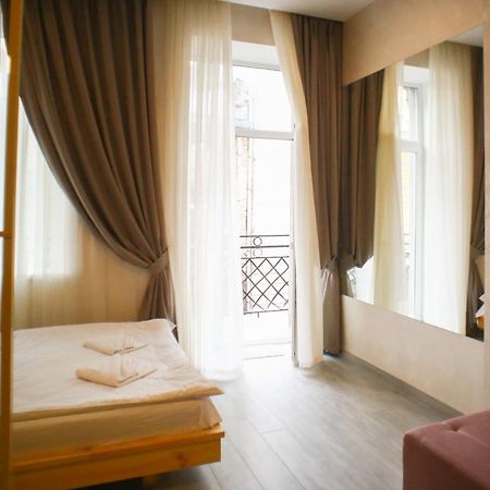 Leogrand Apartment On Drohobycha 4 ลวีฟ ภายนอก รูปภาพ