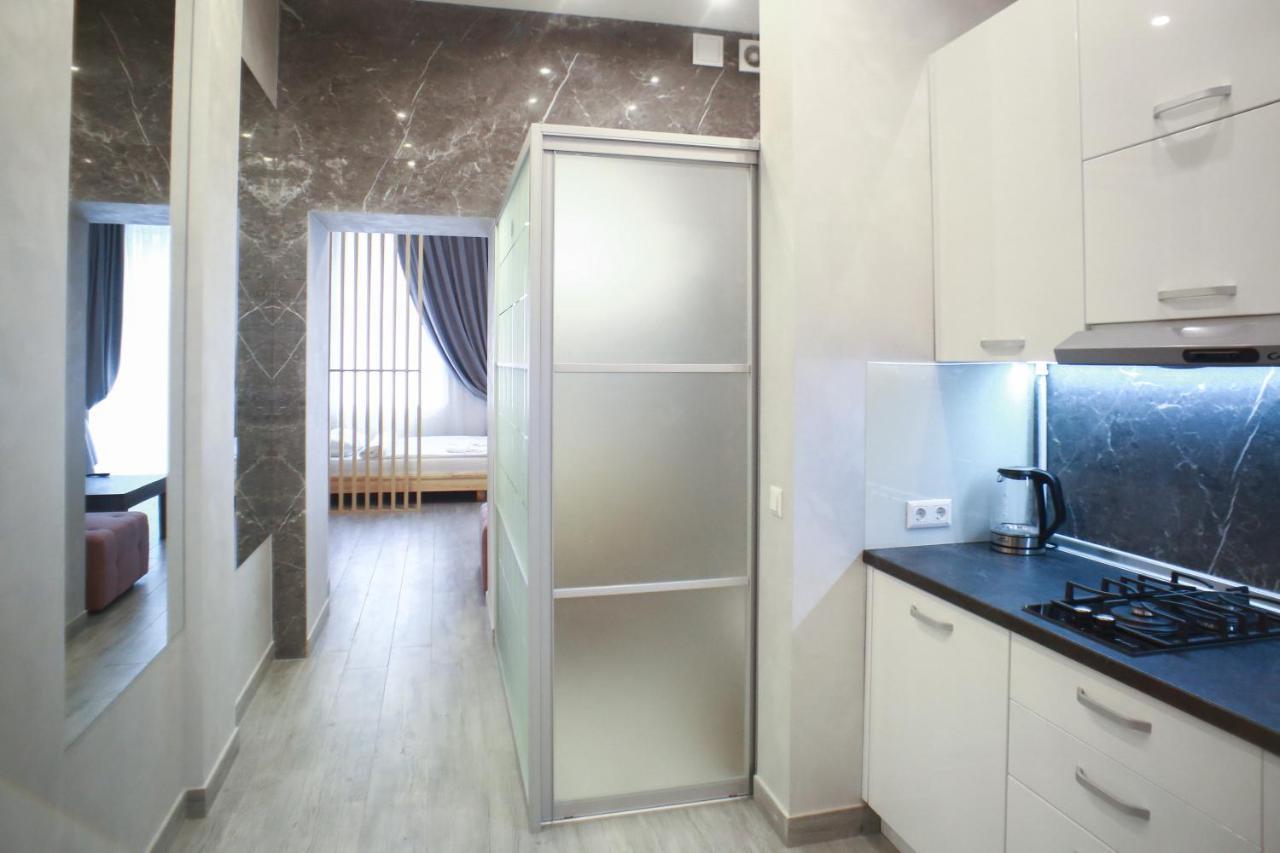 Leogrand Apartment On Drohobycha 4 ลวีฟ ภายนอก รูปภาพ