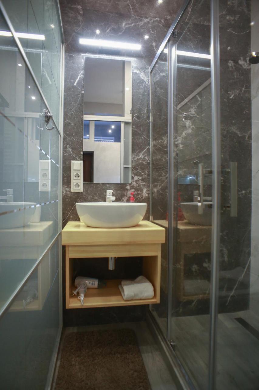 Leogrand Apartment On Drohobycha 4 ลวีฟ ภายนอก รูปภาพ