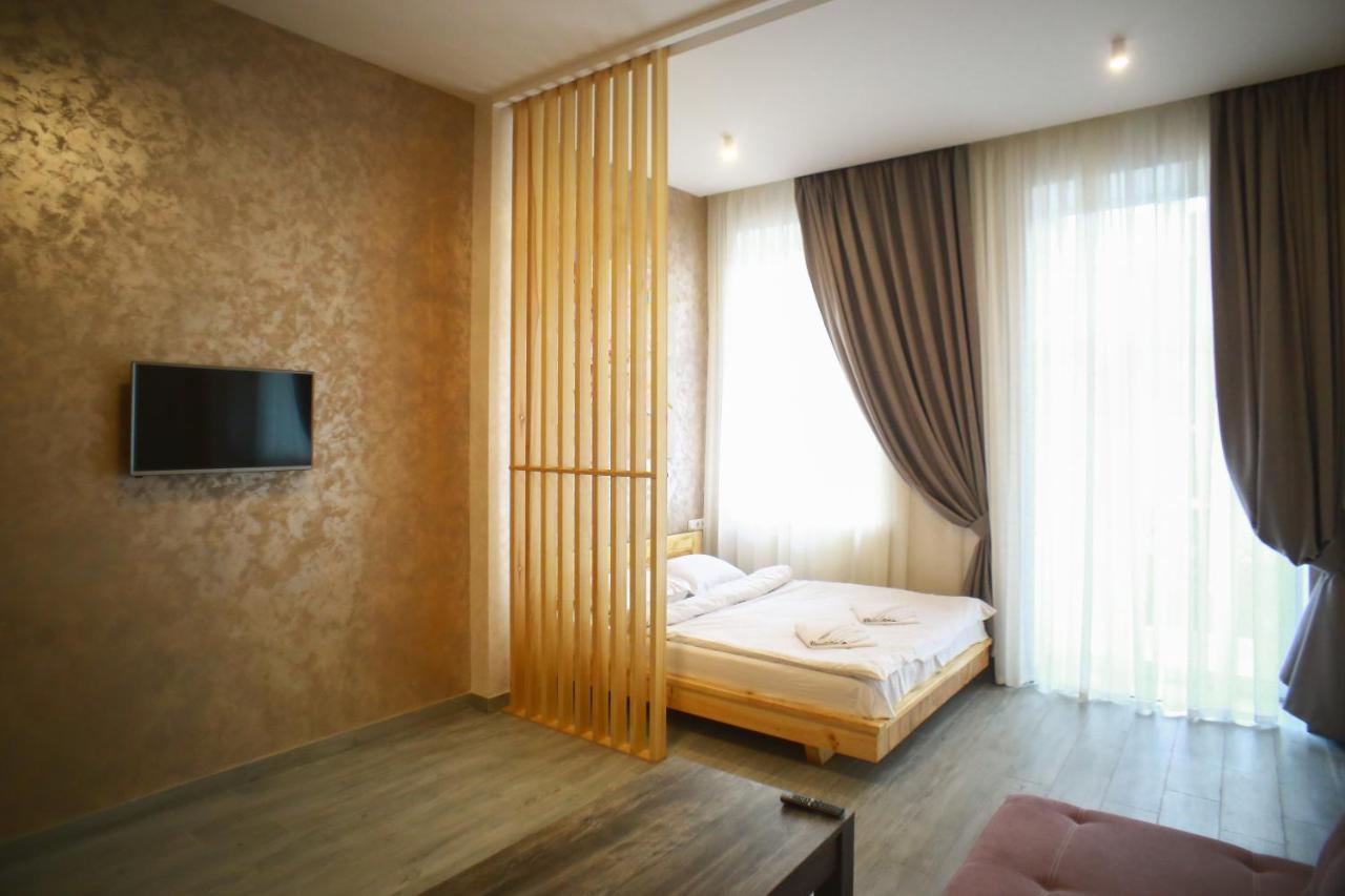 Leogrand Apartment On Drohobycha 4 ลวีฟ ภายนอก รูปภาพ